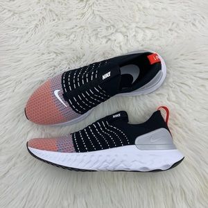 Mens Nike React Phantom Run Flyknit 2 Sneakers